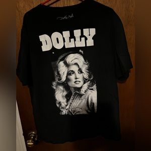 Dolly tshirt